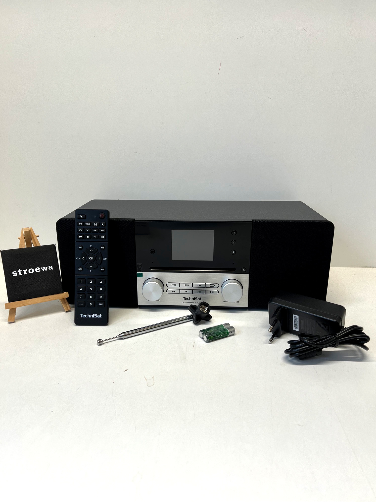 TechniSat DIGITRADIO 3 VOICE Stereo DAB Radio Ausstellungsstück